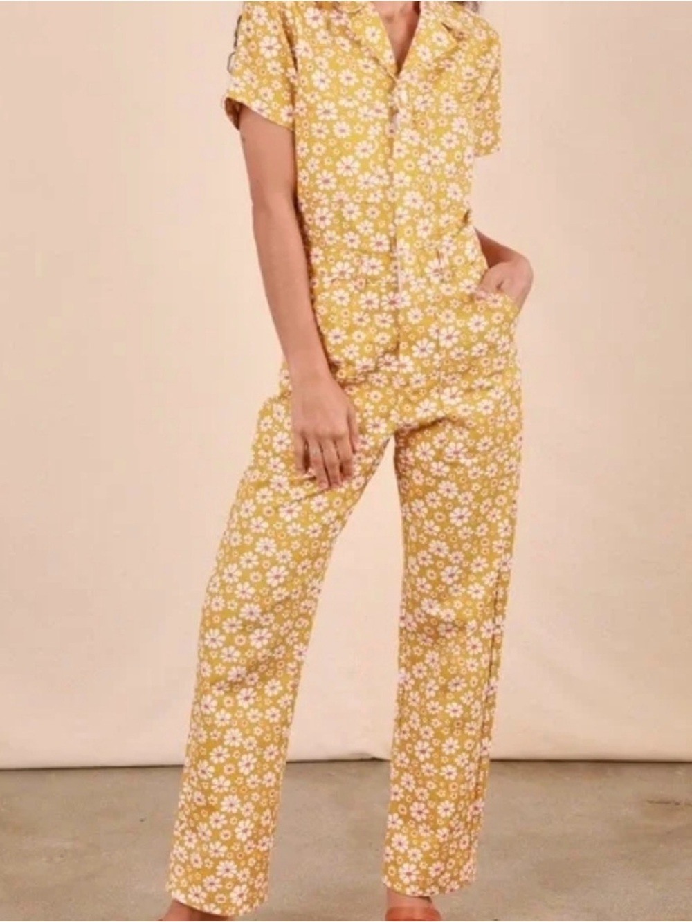 Big Bud Press Yellow Daisy Short-Sleeve Button-Front Jumpsuit